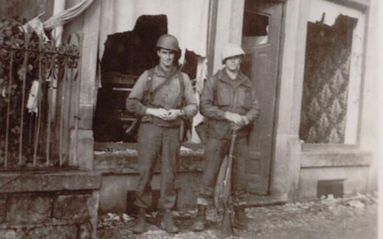 Soldiers at Ease - WW2